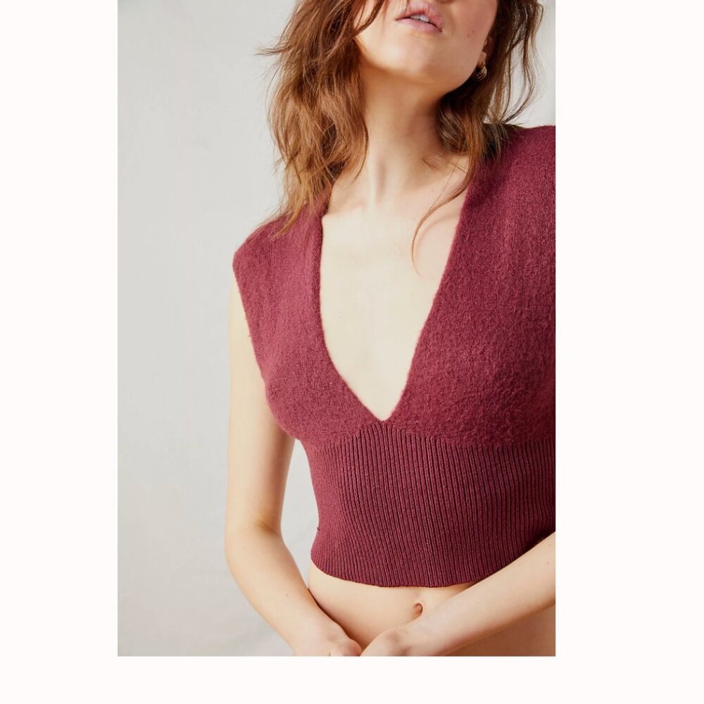 Free People Intimately She Cute Cozy Fuzzy Crop Top: Medium